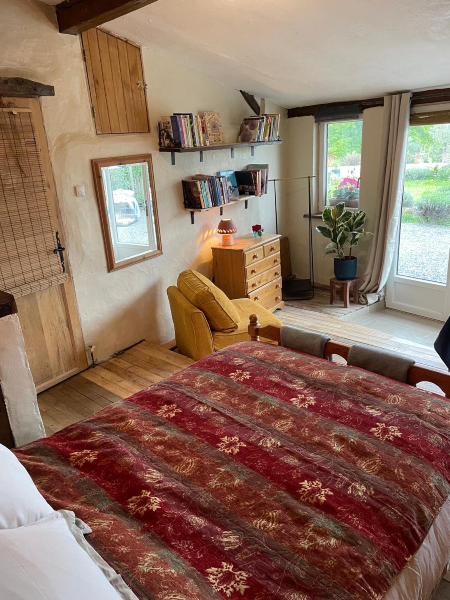 Delightful French Rustic Studio Jumilhac-le-Grand Zewnętrze zdjęcie
